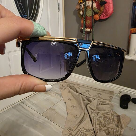 Cazal Sunglasses Black & Gold Frame Men's Women's Eyewear - Picture 1 of 16